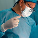 Chirurgia twarzowa jako połączenie precyzji i nowoczesnych technologii